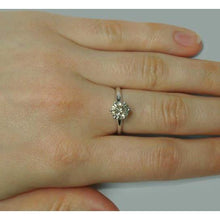 Afbeelding in Gallery-weergave laden, 1.50 Karaats Solitaire Ronde Geslepen Echt Diamanten Verlovingsring