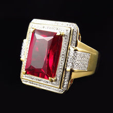 Afbeelding in Gallery-weergave laden, 13 Karaat Grote Smaragdslijpsel Rode AAA Heren Robijn IGI GECERTIFICEERDE Ring Met Diamant Geelgoud 14K