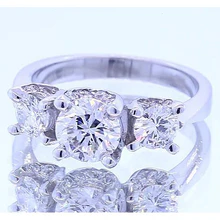 Afbeelding in Gallery-weergave laden, echte round diamant 1.50karaat ring close-up detail