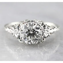 Afbeelding in Gallery-weergave laden, 1,50 Karaat Echt Diamant Ronde Antieke Stijl Verlovingsring Wit Goud 14K