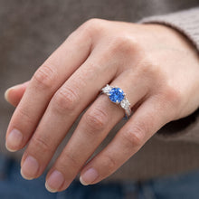 Afbeelding in Gallery-weergave laden, 1,51 ct. Wit blauwe Natuurlijke echte diamanten ( niet in een laboratorium gekweekt ) 3 stenen edelsteen ring wit goud