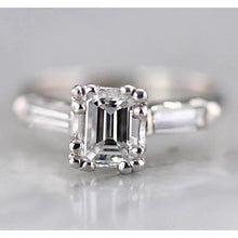 Afbeelding in Gallery-weergave laden, echte baguette diamant 1.60karaat ring vooraanzicht