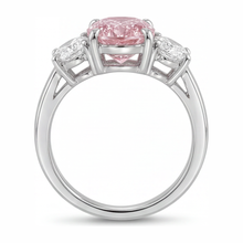 Afbeelding in Gallery-weergave laden, Roze verlovingsring 2,5 karaat labgekweekte ovale diamant driesteens 14k witgoud