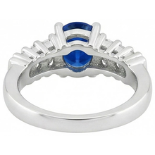Afbeelding in Gallery-weergave laden, 2 karaat ovaal geslepen Ceylon blauwe saffier ring wit gouden sieraden nieuw