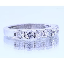 Afbeelding in Gallery-weergave laden, 2.10 Karaat Ronde Echt Diamanten Jubileumband Wit Goud 14K