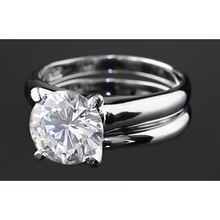 Afbeelding in Gallery-weergave laden, 2 Karaats Echt Diamant Ronde Verlovingsring Set 4 Prong Setting