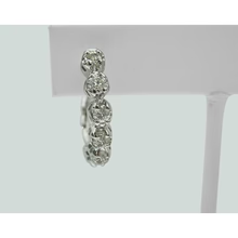 Afbeelding in Gallery-weergave laden, 2,5 Karaat Ronde Echt Diamanten Lady Hoop Earring Massief Wit Goud 14K