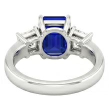 Afbeelding in Gallery-weergave laden, 3.05 ct. Emerald Ceylon Sapphire And Diamonds Three Stone Ring