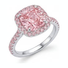 Afbeelding in Gallery-weergave laden, Roze verlovingsring 3,25 karaat labgekweekte kussengeslepen diamant halo pavé 14k witgoud