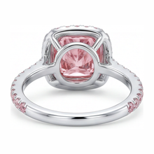 Afbeelding in Gallery-weergave laden, Roze verlovingsring 3,25 karaat labgekweekte kussengeslepen diamant halo pavé 14k witgoud