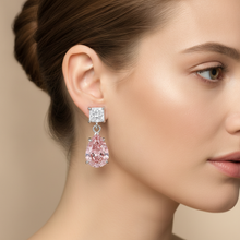 Afbeelding in Gallery-weergave laden, Roze diamanten oorbellen 3,5 karaat labgekweekte peervormige solitaire 14K witgoud