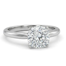 Afbeelding in Gallery-weergave laden, 3 Karaat Moderne Cushion uit de a aarde gewonnen Diamanten Ring