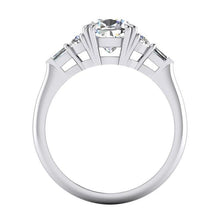 Afbeelding in Gallery-weergave laden, 3 ct kussen geslepen halve manen stokbrood diamanten ring uitstekend geslepen 18K - harrychadent.nl