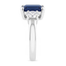 Afbeelding in Gallery-weergave laden, 3 steen 2,50 karaat Ceylon saffier jubileum ring wit goud 14k