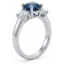 Afbeelding in Gallery-weergave laden, 3 stenen ovale saffier met ronde Natuurlijke echte diamanten ( niet in een laboratorium gekweekt ) ring 4 kt witgoud 14K