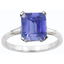 Afbeelding in Gallery-weergave laden, echte baguette diamant 2.25karaat ring zijaanzicht