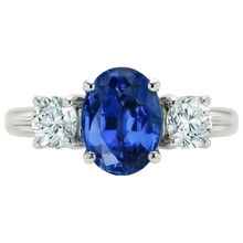 Afbeelding in Gallery-weergave laden, 3 stenen stijl Sri Lankaanse saffier met Natuurlijke echte diamanten ( niet in een laboratorium gekweekt ) ring 3 karaat WG 14K