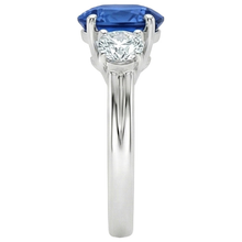 Afbeelding in Gallery-weergave laden, 3 stenen stijl Sri Lankaanse saffier met Natuurlijke echte diamanten ( niet in een laboratorium gekweekt ) ring 3 karaat WG 14K