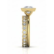 Afbeelding in Gallery-weergave laden, Rond Briljant Diamant ring in 14K Geelgoud – zijaanzicht
