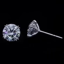 Afbeelding in Gallery-weergave laden, 3 Ct Solitaire Ronde Geslepen Echt Diamanten Oorknopjes Witgoud Dames