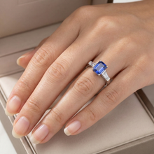 Afbeelding in Gallery-weergave laden, 3 stenen stokbrood Natuurlijke echte diamant ( niet in het laboratorium gekweekt )en blauwe saffier ring smaragd geslepen 1,75 karaat