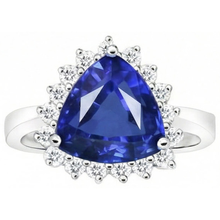 Afbeelding in Gallery-weergave laden, echte trillion saffier 4.60karaat ring zijaanzicht