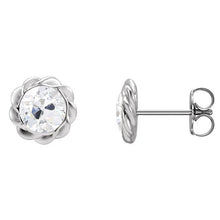 Afbeelding in Gallery-weergave laden, 4 Karaat Echt Diamanten Oorknopjes Bezel set Oude Geslepen Sieraden Gedraaide Stijl