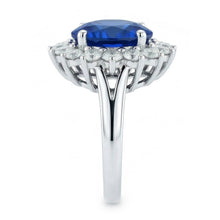 Afbeelding in Gallery-weergave laden, 5.25 Karaat Ceylonese Blauwe Saffier Rond Natuurlijke uit de a aarde gewonnen Diamanten Ring 14K WG