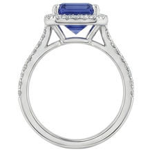 Afbeelding in Gallery-weergave laden, 5.50 Ct Emerald Cut Tanzanite Diamond Solitaire Ring met accent
