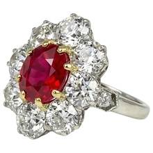 Afbeelding in Gallery-weergave laden, echte round robijn 5.75karaat ring close-up detail