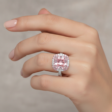Afbeelding in Gallery-weergave laden, Damesring met 6 karaat labgekweekte roze kussengeslepen diamant, dubbele Halo, 14K Witgoud