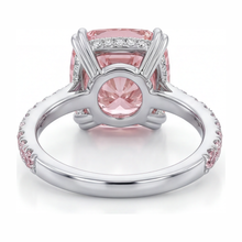 Afbeelding in Gallery-weergave laden, Roze diamanten ring 6 karaat labgekweekt kussenslijpsel pavé 14K witgoud