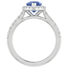 Afbeelding in Gallery-weergave laden, 7.25 karaat Marquise Tanzanite Halo Diamond Ring wit goud 14K