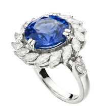 Afbeelding in Gallery-weergave laden, Ring met 8.25 Karaat Grote Sri Lanka Kleursaffier en Marquise IGI GECERTIFICEERDE Diamanten