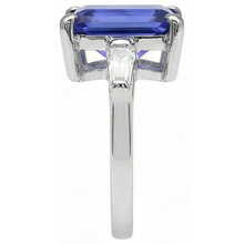 Afbeelding in Gallery-weergave laden, 8.30 karaat Emerald Cut Tanzanite & Baguettes verlovingsring