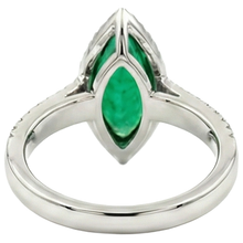 Afbeelding in Gallery-weergave laden, 8.50 Karaat Groene Smaragd GIA Met Natuurlijke uit de aarde gewonnen Diamanten Ring Witgoud Fijne Sieraden