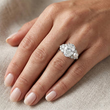 Afbeelding in Gallery-weergave laden, Ambachtelijk VVS Zuid-Zee Parel Solitaire Ring met Accenten