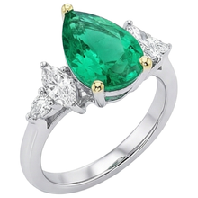 Afbeelding in Gallery-weergave laden, Edelsteen Ring Bicolor 14K Goud met Colombiaanse Smaragd – hoekaanzicht