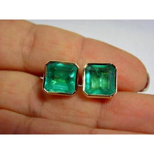 Afbeelding in Gallery-weergave laden, Bezelset 10 kt Asscher geslepen groene smaragd studs oorbellen geel goud 14K