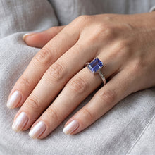 Afbeelding in Gallery-weergave laden, Blauwe Saffier 2 Karaat Ring