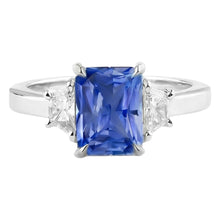 Afbeelding in Gallery-weergave laden, Blauwe Saffier 3 Stenen Ring Halve Maan Diamanten Prong Set 3,50 Karaat