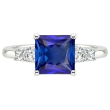 Afbeelding in Gallery-weergave laden, Natuurlijke (niet labgekweekt) blauwe saffier jubileumring met Prinsesslijpsel, vijf stenen, 5.50 karaat
