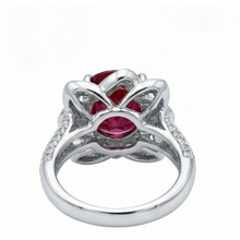 Afbeelding in Gallery-weergave laden, Bloem Stijl 2,51 ct Rood Robijn & Witte Ronde Diamanten Ring Edelsteen