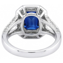 Afbeelding in Gallery-weergave laden, Nieuwe Ring met Natuurlijke uit de aarde gewonnen Ceylon Blauwe Saffier, Diamanten en Edelstenen, Totaal 5.36 Karaat