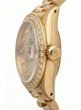 Afbeelding in Gallery-weergave laden, Champagnekleurige wijzerplaat met diamanten Rolex President-model, geelgouden lunette met diamanten