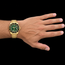 Afbeelding in Gallery-weergave laden, Rolex GMT-Master II 116718 40mm Groene Lichtgevende Wijzerplaat Geelgoud Horloge