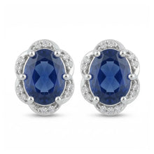 Afbeelding in Gallery-weergave laden, echte round diamant 4.50karaat oorbel vooraanzicht