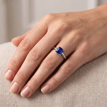 Afbeelding in Gallery-weergave laden, Dames Solitaire Asscher-vormige ring blauwe saffier 1,50 karaat