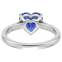 Afbeelding in Gallery-weergave laden, echte heart diamant 2karaat ring op wit