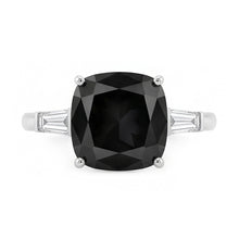 Afbeelding in Gallery-weergave laden, Driesteens Verlovingsring met donkere diamant, 3,6 karaat echte kussengeslepen zwarte diamant en baguette, 14K Witgoud